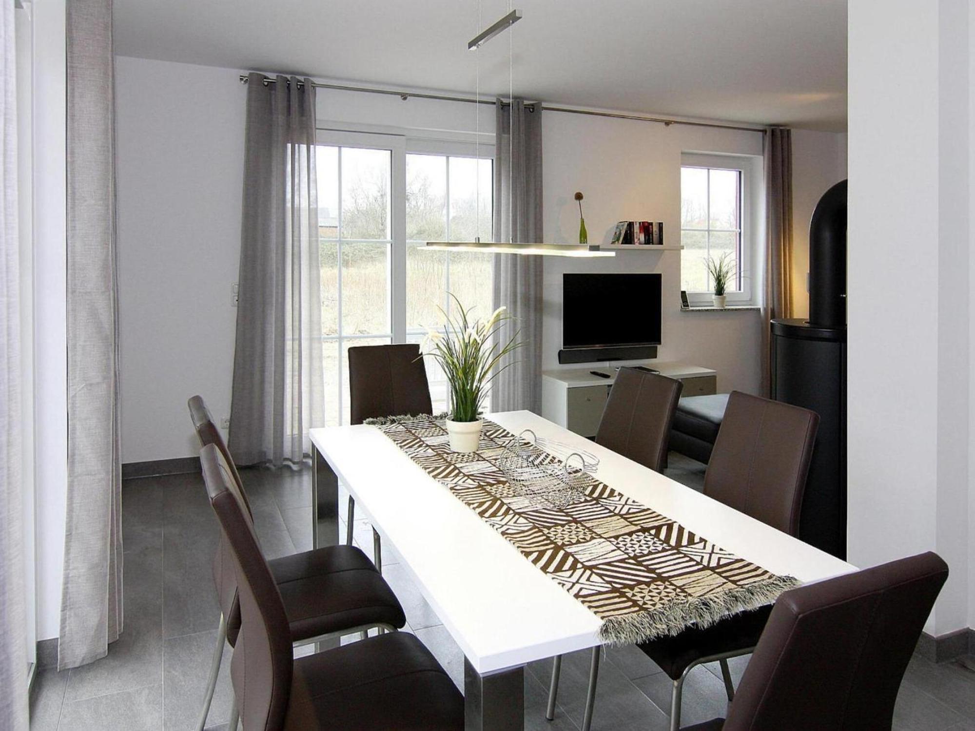 Ferienhaus Lotsenhaus Am Breetzer Bodden In Vieregge エクステリア 写真